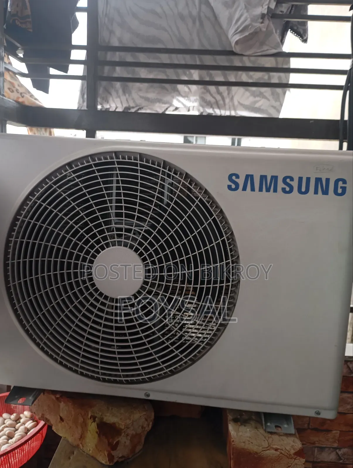 Samsung ১ টন Split AC ব্র্যান্ড: Samsung ক্ষমতা: ১ টন (12,000 Btu)