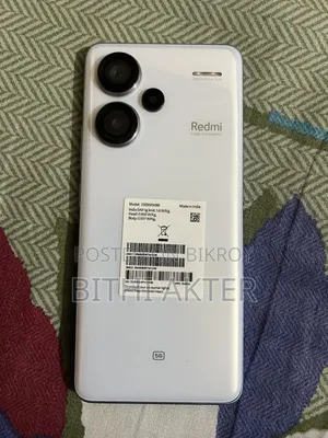 রিয়েলমি ১৩ প্রো প্লাস ৫জি ২৫৬ জিবি সাদা