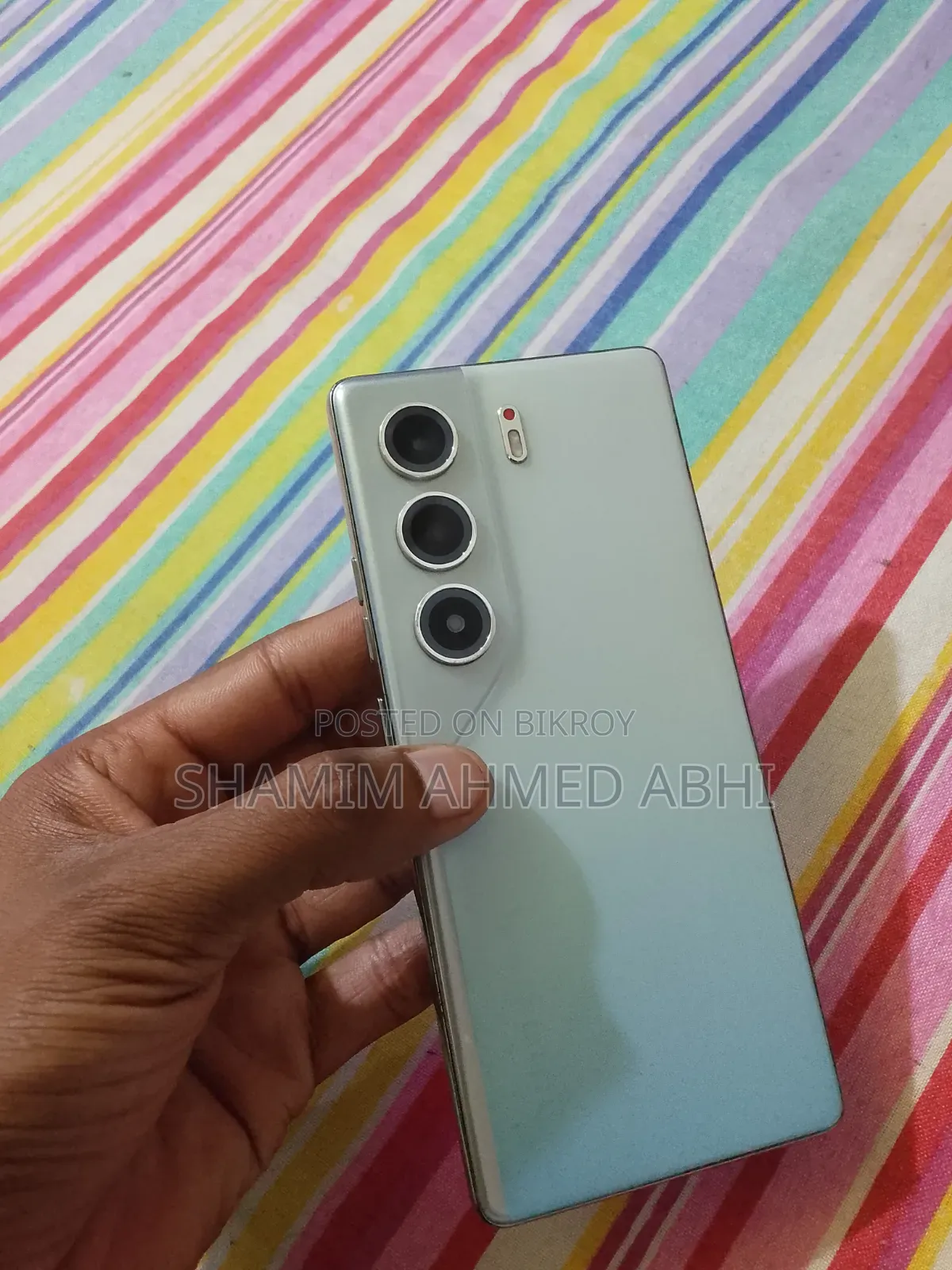 টেকনো ক্যামন ৪০ প্রো ৪জি ২৫৬ জিবি