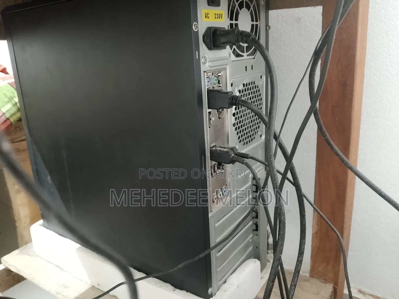 Desktop Computer ASUS 8GB Intel Core I3 HDD+SSD 1TB