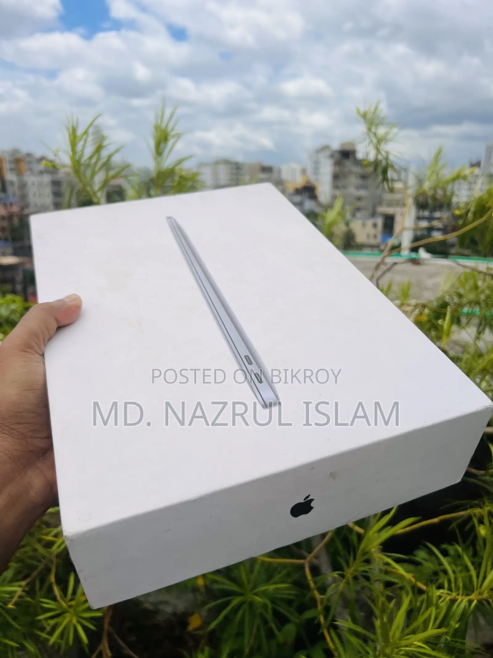 ল্যাপটপ অ্যাপল ম্যাকবুক এয়ার ২০২০ এম১ ৮জিবি অ্যাপল এম১ এসএসডি ২৫৬জিবি