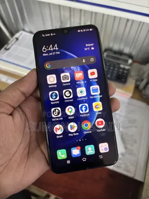 Vivo Y11 32 GB Blue