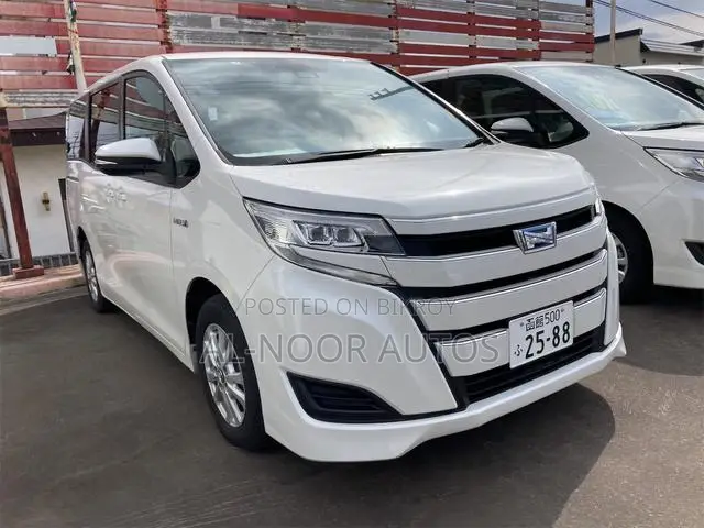 Toyota Noah 1.8 Front-Wheel Drive Hybrid (7 Seater) 2021 Pearl