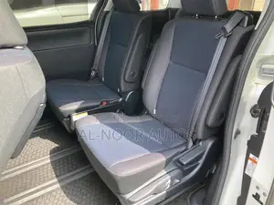 Toyota Noah 1.8 Front-Wheel Drive Hybrid (7 Seater) 2021 Pearl