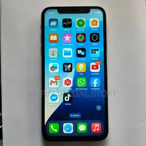 অ্যাপল আইফোন এক্সএস ৬৪ জিবি হোয়াইট