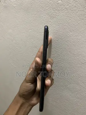 স্যামসাং গ্যালাক্সি এস২০ প্লাস ৫জি ১২৮ জিবি ব্ল্যাক