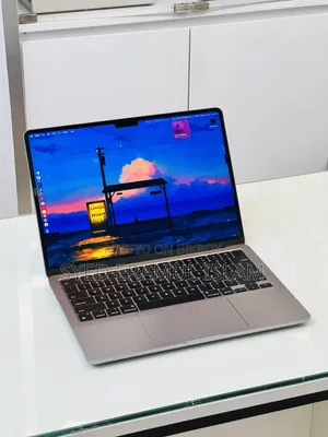 Laptop Apple MacBook Air 2024 M3 8GB Apple M3 SSD 256GB