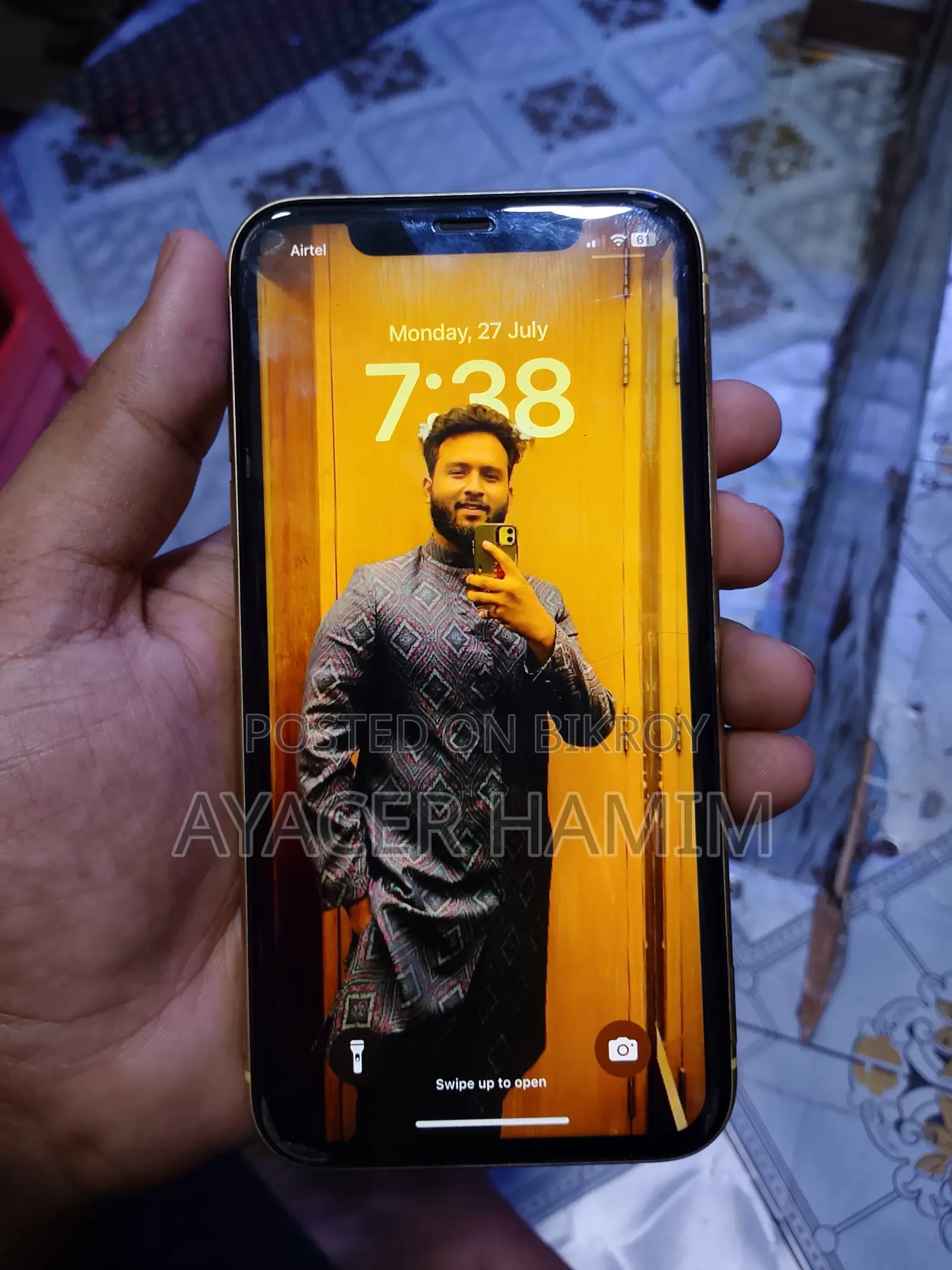 অ্যাপল আইফোন ১১ ২৫৬ জিবি ইয়েলো
