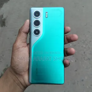 টেকনো ক্যামন ৪০ ২৫৬ জিবি সবুজ
