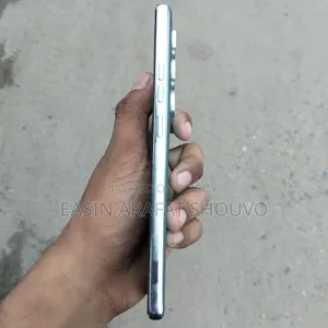 টেকনো ক্যামন ৪০ ২৫৬ জিবি সবুজ