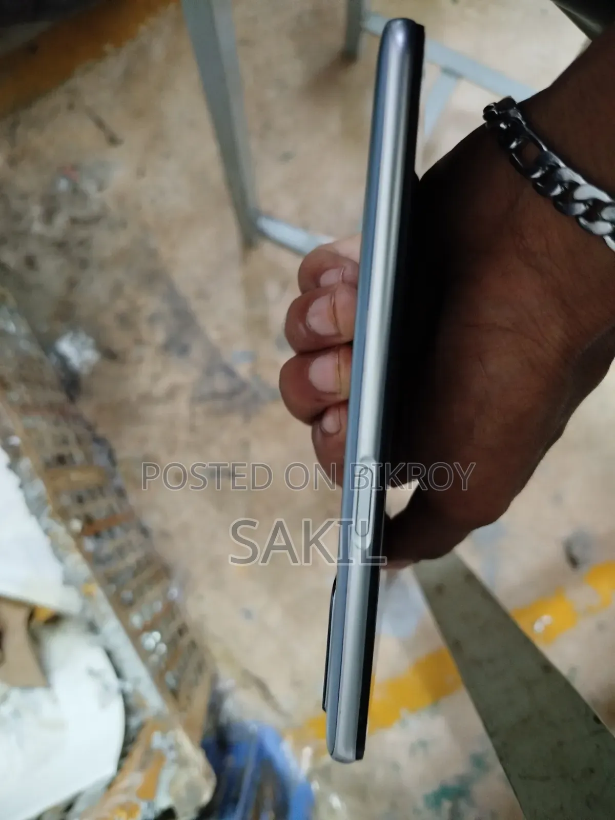 রিয়েলমি ৭ ৫জি ১২৮ জিবি হোয়াইট