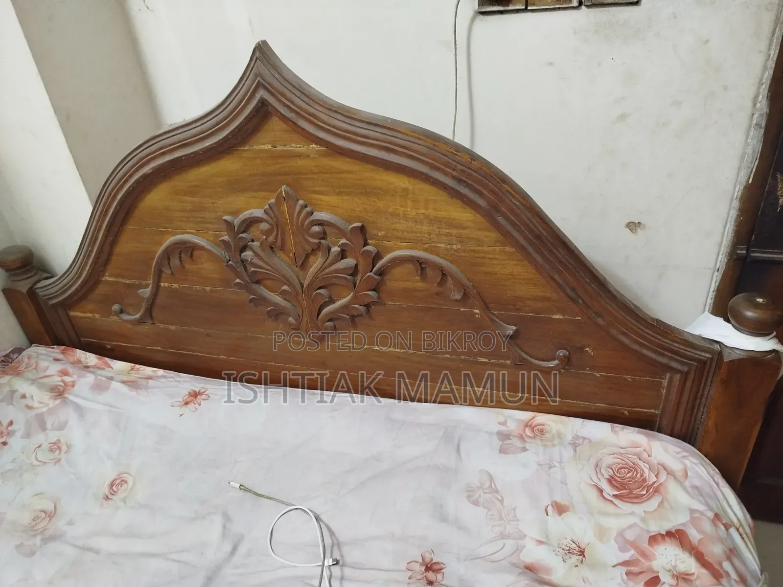 আকাশমনি কাঠের ডাবল খাট