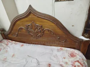 আকাশমনি কাঠের ডাবল খাট