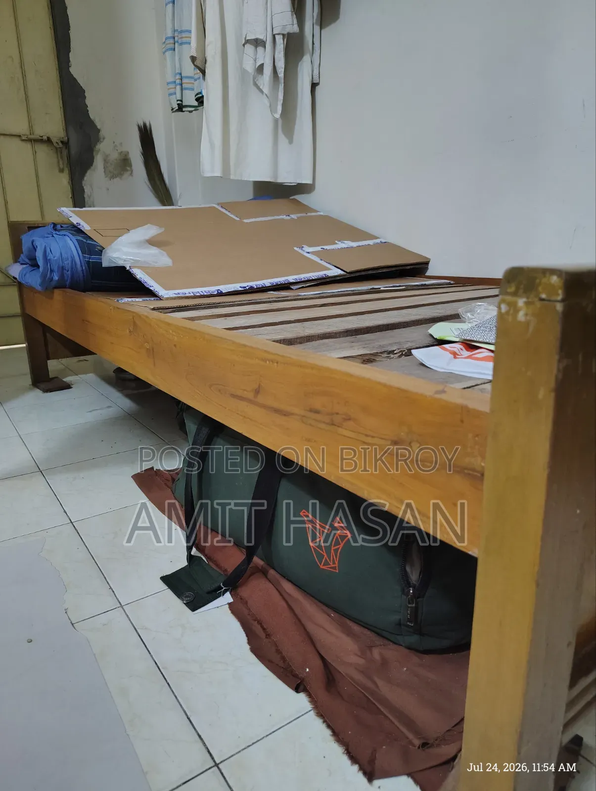 3.5 ফিট বাই 7 ফিট সিঙ্গেল খাট বিক্রয় হবে।।
