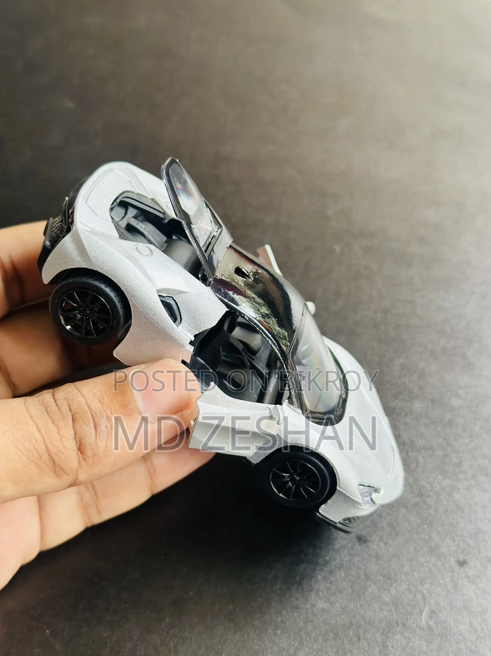 Dicast Car