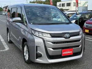 Toyota Noah 2022 Brown