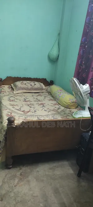 খাট 4><6.5