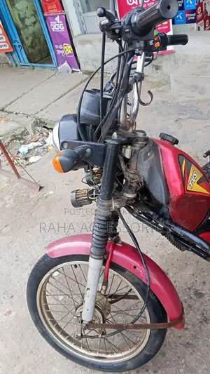 TVS XL 100 I-Touch 2019 Red