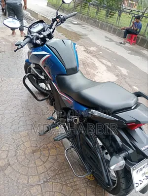 Honda Hornet 2019 Blue