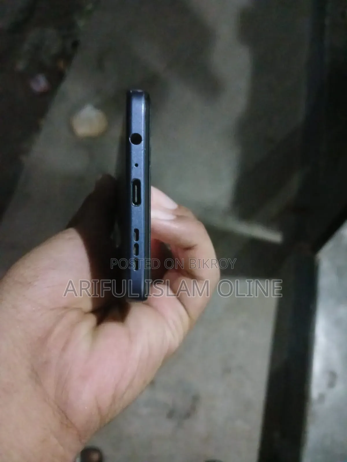 মোটরোহলা মোটো জি৩৫ ১২৮ জিবি কালো