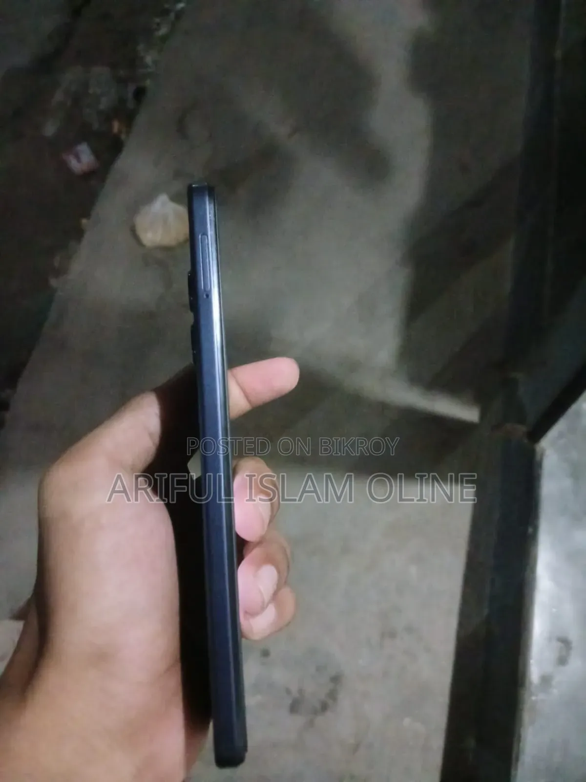 মোটরোহলা মোটো জি৩৫ ১২৮ জিবি কালো