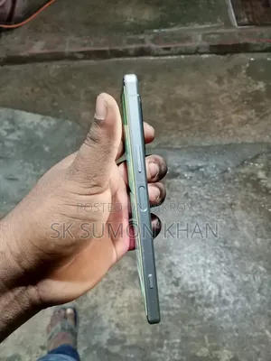সনি এক্সপেরিয়া ৫ আইভি ১২৮ জিবি সাদা