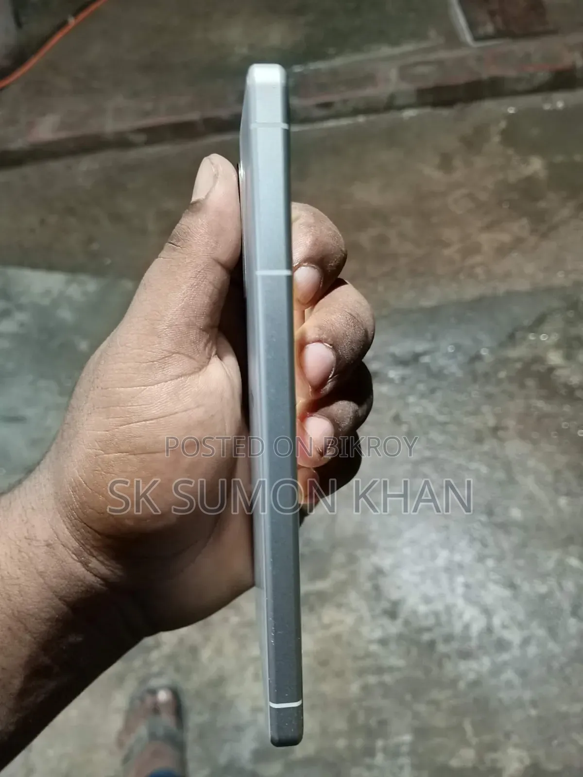 সনি এক্সপেরিয়া ৫ আইভি ১২৮ জিবি সাদা