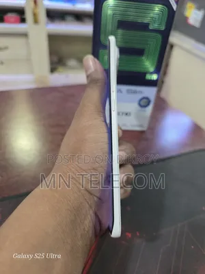 টেকনো পোভা স্লিম ৫জি ২৫৬ জিবি হোয়াইট