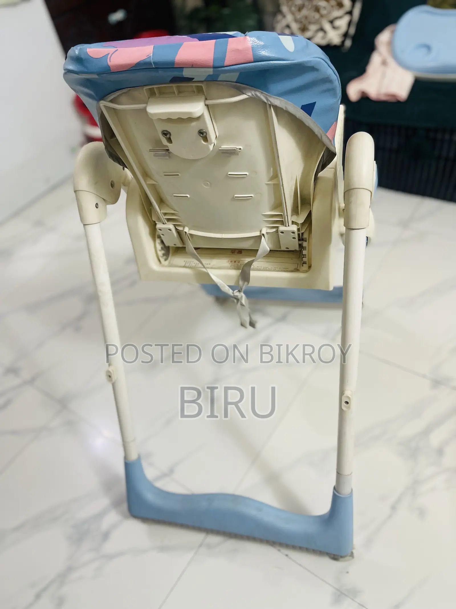বেবি হাই চেয়ার