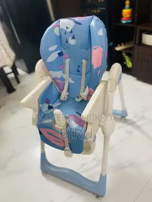 বেবি হাই চেয়ার