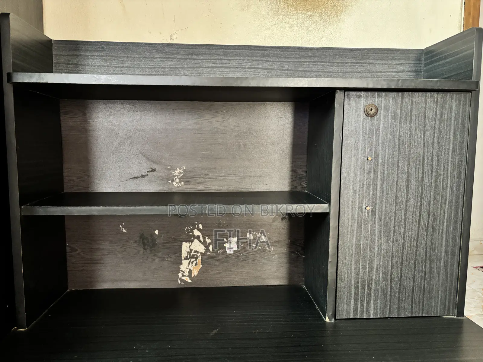 Reading Table