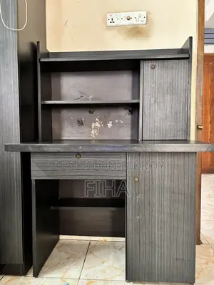 Reading Table