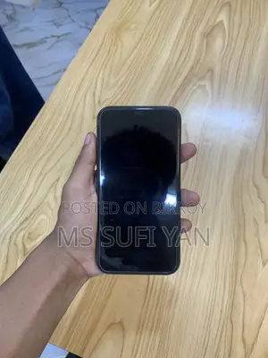অ্যাপল আইফোন ১১ ৬৪ জিবি ব্ল্যাক