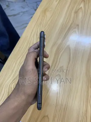 অ্যাপল আইফোন ১১ ৬৪ জিবি ব্ল্যাক