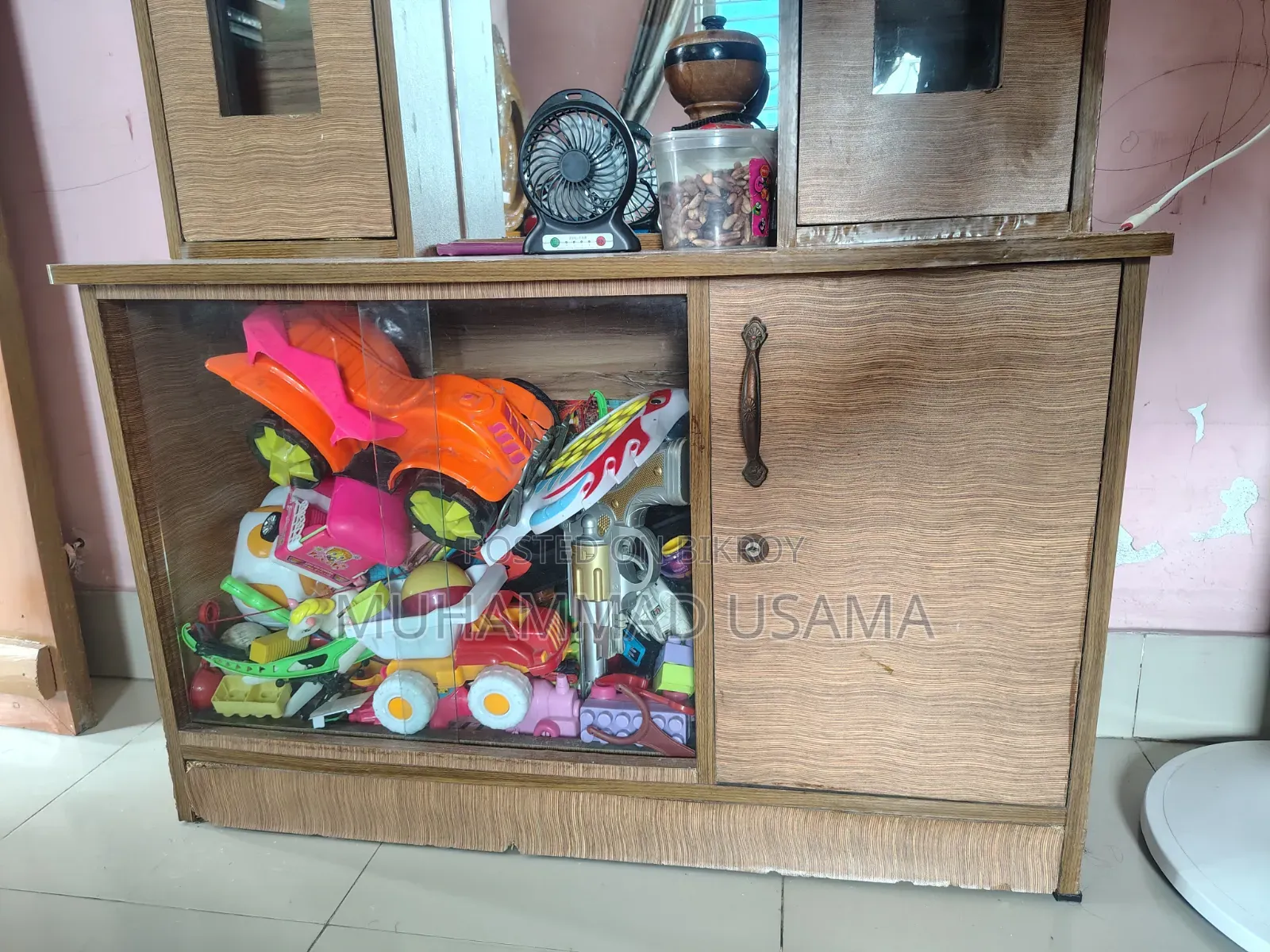 Dressing Table and Wardrobe