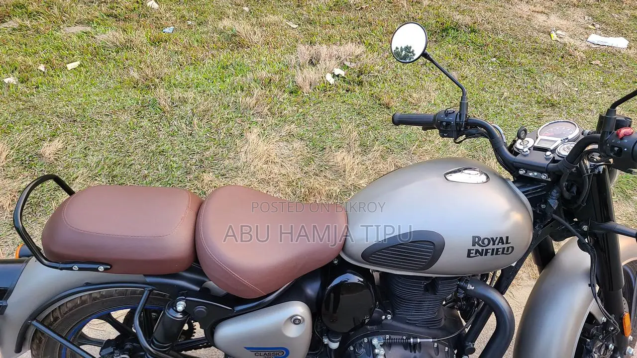 রয়েল এনফিল্ড ক্লাসিক ৩৫০ ২০২৪ গ্রে