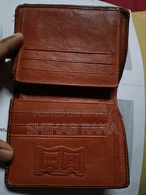 Men's Leather Wallet – Good Condition