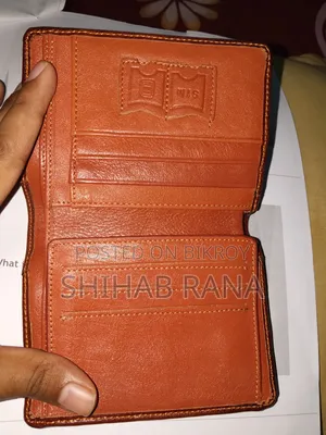 Men's Leather Wallet – Good Condition