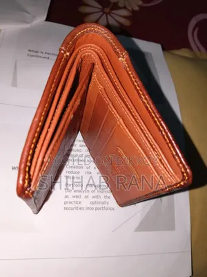 Men's Leather Wallet – Good Condition