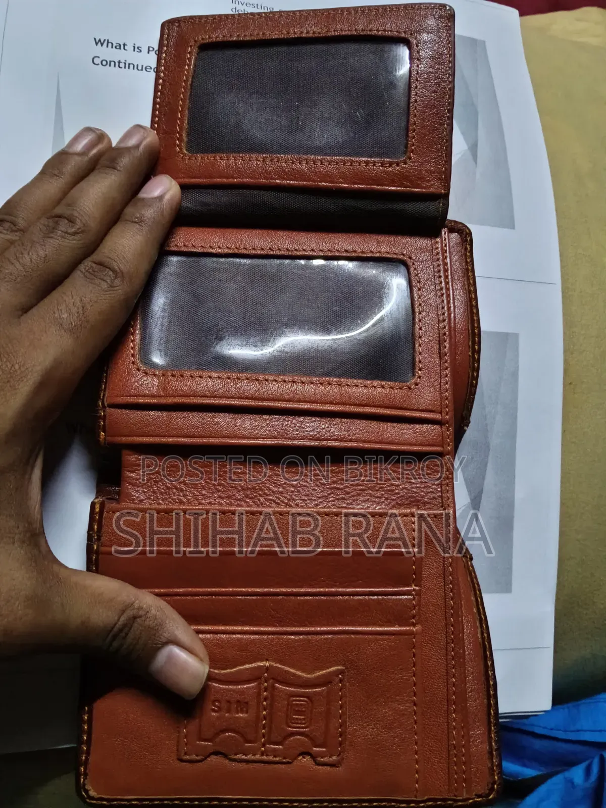 Men's Leather Wallet – Good Condition