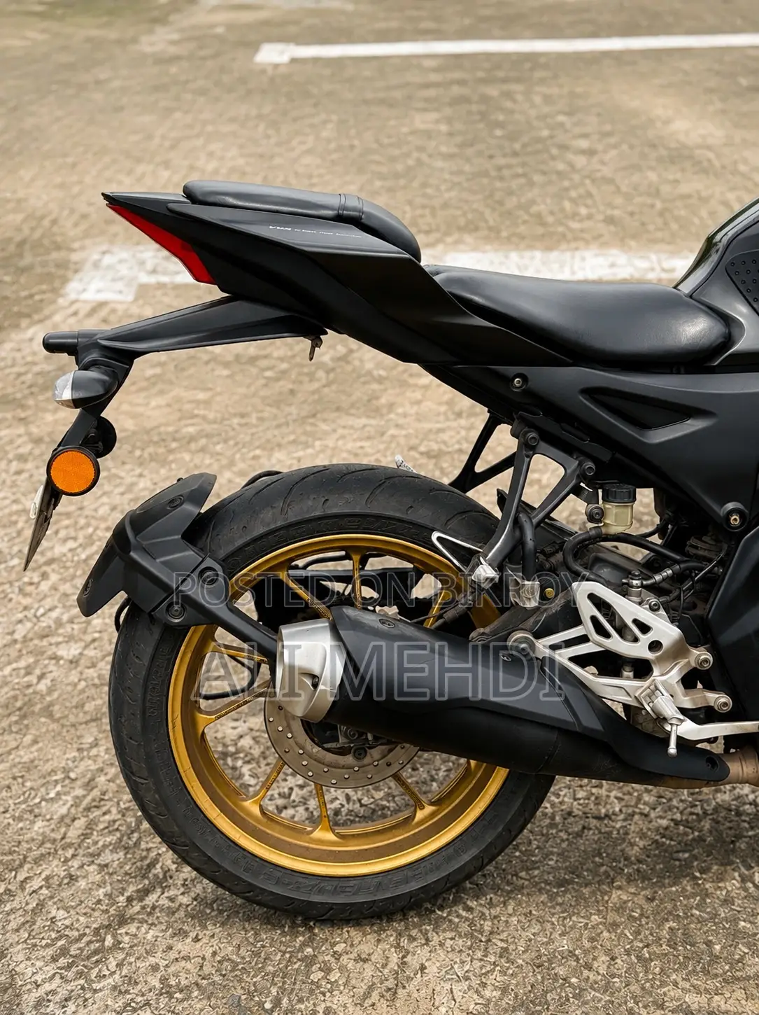 Yamaha 2023 Black