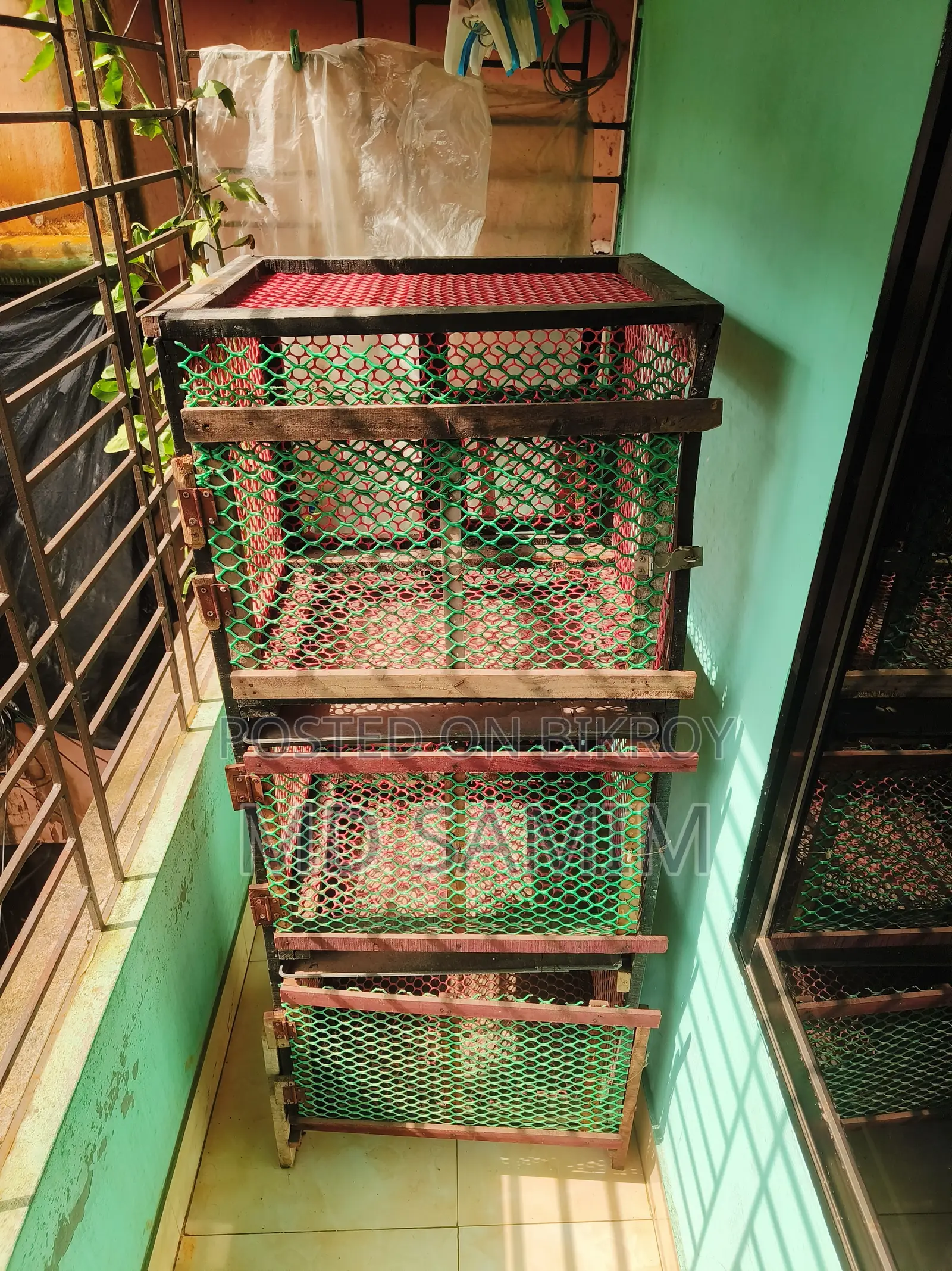 পাখি/মুরগীর খাচা
