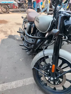 Royal Enfield Classic 350 2024 Gray