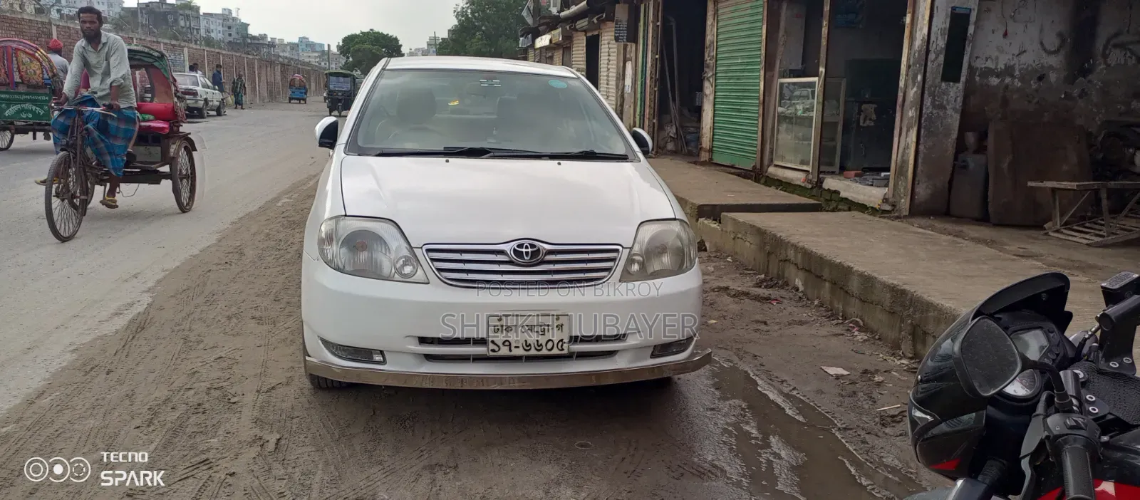 Toyota Corolla 2001 White