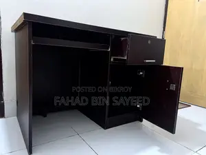 অফিস কম্পিউটার ডেস্ক | ড্রয়ার ও ক্যাবিনেটসহ
