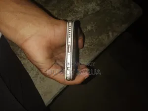 Apple iPhone 6 64 GB White