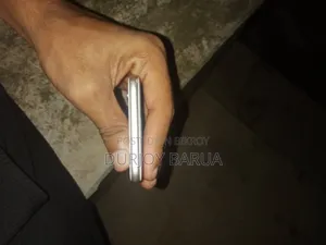Apple iPhone 6 64 GB White