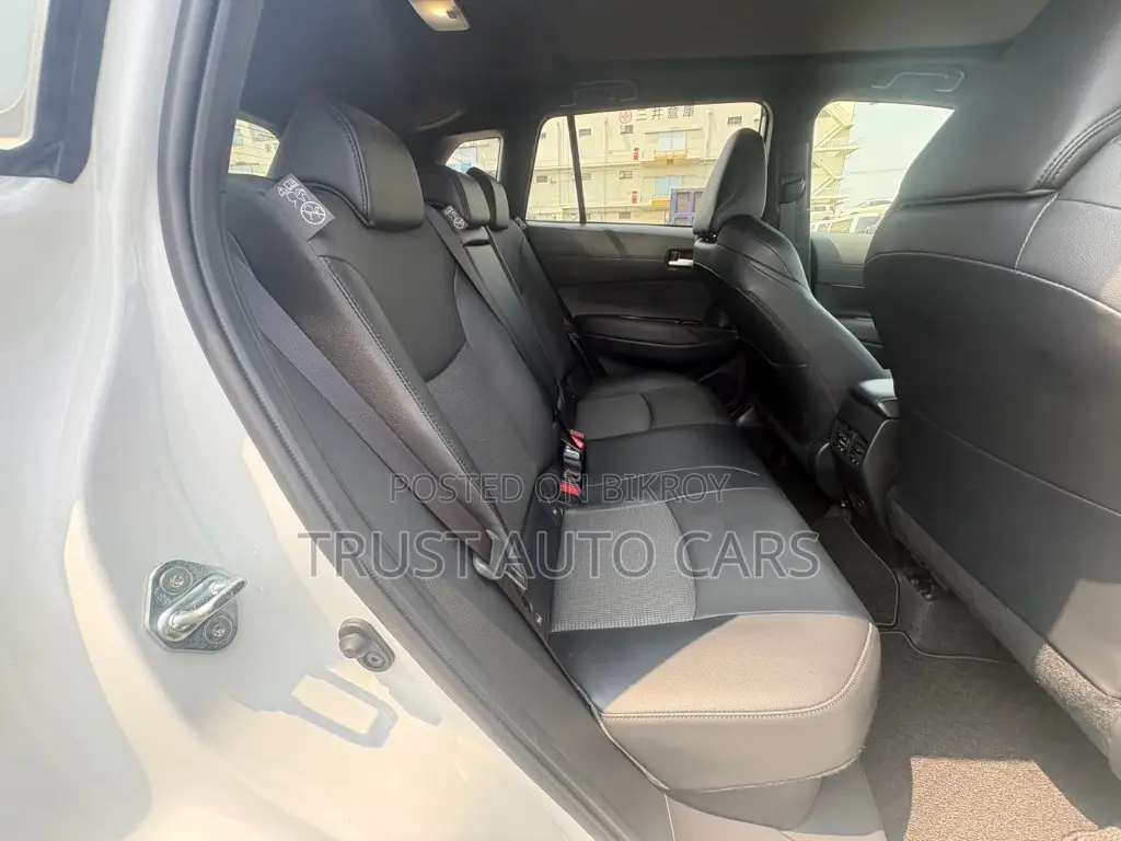 Toyota Corolla Cross 2025 Pearl