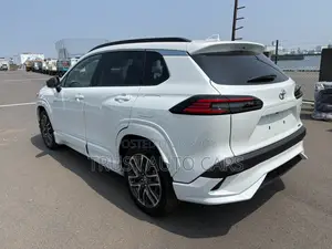 Toyota Corolla Cross 2025 Pearl
