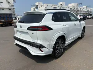 Toyota Corolla Cross 2025 Pearl